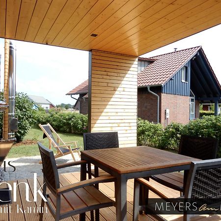 Schickes Holzchalet "Henk" - Mit Kamin - Ostsee Strand 500M - 4 Personen - By "Meyers Am Meer" Zierow Extérieur photo